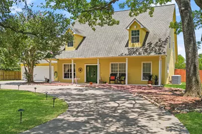 1036 Shirley Oaks Street, Columbus, TX 78934 - Photo 2