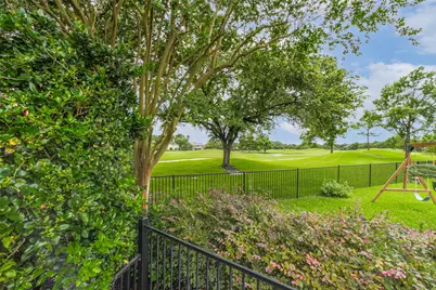 3815 Loch Glen Court, Houston, TX 77059 - Photo 4