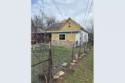 725 Swigert Avenue, Kerrville, TX 78028 - Photo 2