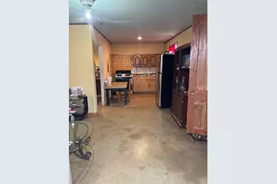 725 Swigert Avenue, Kerrville, TX 78028 - Photo 12