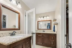 305 Bull Run Dr, League City, TX 77573 - Photo 20