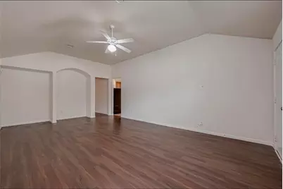 5242 Espuela Lane, Baytown, TX 77521 - Photo 4