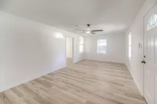 709 N Pine St, Woodville, TX 75979 - Photo 4