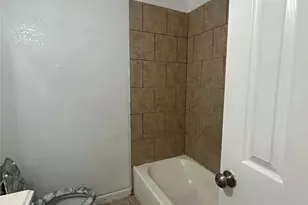 7201 Hallshire Dr Dr, Houston, TX 77016 - Photo 6