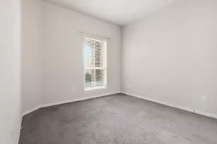 6444 Wenlock Dr, Houston, TX 77048 - Photo 10