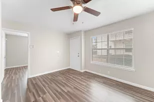 512 Hollyhock Streets, Prairie View, TX 77484 - Photo 6