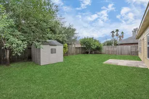2921 Meridian Bay Ln, Dickinson, TX 77539 - Photo 44