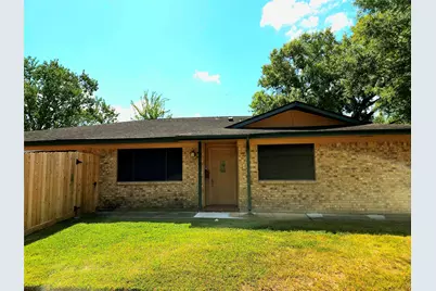 1546 Ramada Drive, Houston, TX 77062 - Photo 2