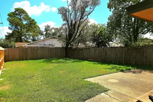 1546 Ramada Dr, Houston, TX 77062 - Photo 4