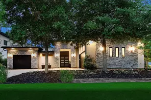 10 Kingscote Way, The Woodlands, TX 77382 - Photo 1
