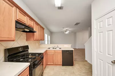 6702 Albion Cresent Drive, Katy, TX 77449 - Photo 12