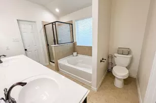 13106 Lucy Grove Ln, Houston, TX 77044 - Photo 22
