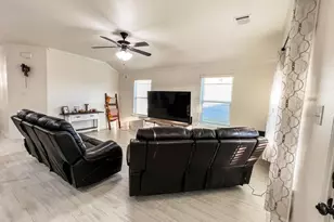 13106 Lucy Grove Ln, Houston, TX 77044 - Photo 4