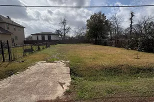 3614 Christie St, Houston, TX 77026 - Photo 1