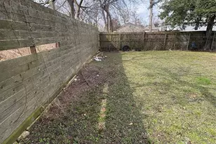 3614 Christie St, Houston, TX 77026 - Photo 4