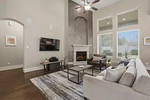 75 W Sawyer Ridge Dr, The Woodlands, TX 77389 - Photo 8