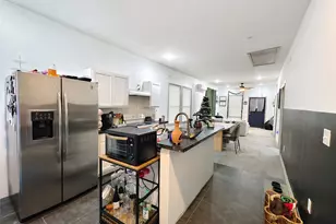 1217 Campbell St, Houston, TX 77009 - Photo 18