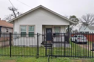 1217 Campbell St, Houston, TX 77009 - Photo 2