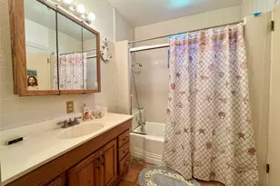 706 West St, Yoakum, TX 77995 - Photo 26