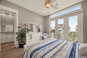 20719 E Sunset Bay Dr, Galveston, TX 77554 - Photo 24