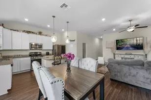 1004 Harvest Ln., Brenham, TX 77833 - Photo 10