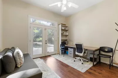 14 Middle Gate Place, The Woodlands, TX 77382 - Photo 18