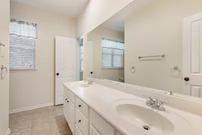 14 Middle Gate Place, The Woodlands, TX 77382 - Photo 36