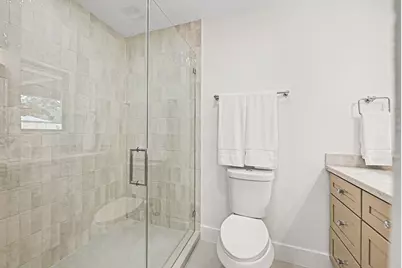 9522 Winsome Lane, Houston, TX 77063 - Photo 18