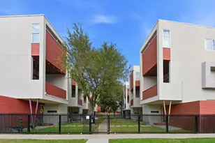 1119 W 17th St, Houston, TX 77008 - Photo 4