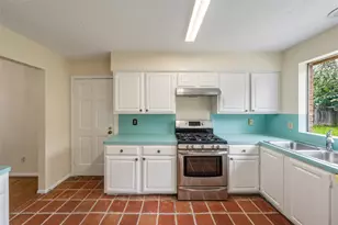 11302 Sky Ridge Dr, Cypress, TX 77429 - Photo 10