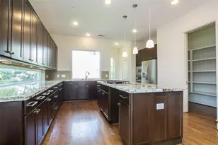 1616 Edwards St, Houston, TX 77007 - Photo 4