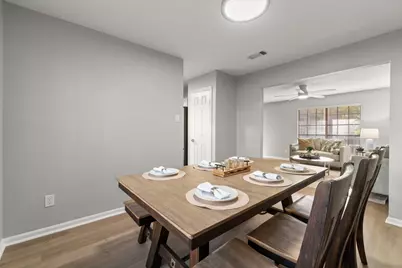 105 Eagle Rock Circle, The Woodlands, TX 77381 - Photo 10