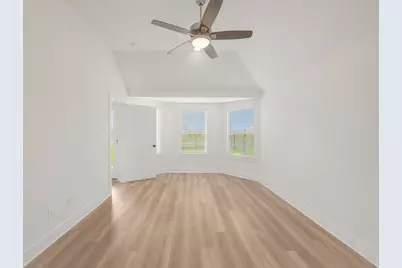 14009 Baikal Manor Drive, Santa Fe, TX 77510 - Photo 6
