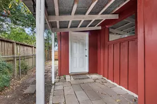 7938 Hammerly Blvd, Houston, TX 77055 - Photo 12