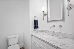 113 E 26th St, Houston, TX 77008 - Photo 18