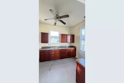 709 38th Street, Galveston, TX 77550 - Photo 14