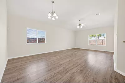 24634 Lakecrest Creek Drive, Katy, TX 77493 - Photo 6