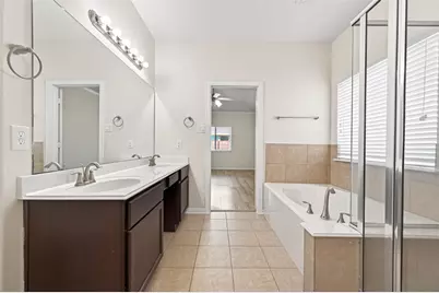 24634 Lakecrest Creek Drive, Katy, TX 77493 - Photo 22
