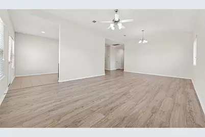 24634 Lakecrest Creek Drive, Katy, TX 77493 - Photo 10