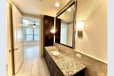 2303 Mid Lane #129, Houston, TX 77027 - Photo 6