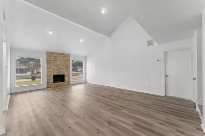 10803 Sageriver Drive, Houston, TX 77089 - Photo 12