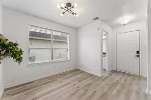 10803 Sageriver Dr, Houston, TX 77089 - Photo 8