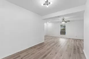 10803 Sageriver Dr, Houston, TX 77089 - Photo 20