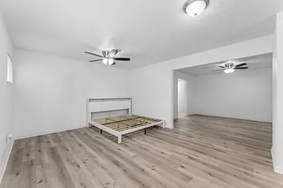 10803 Sageriver Drive, Houston, TX 77089 - Photo 36