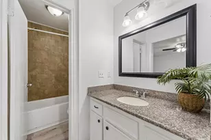 10803 Sageriver Dr, Houston, TX 77089 - Photo 38