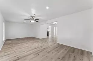 10803 Sageriver Dr, Houston, TX 77089 - Photo 30