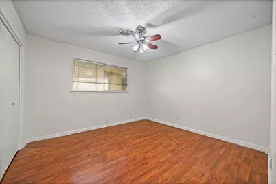 10714 Sherburne Drive, Houston, TX 77072 - Photo 30