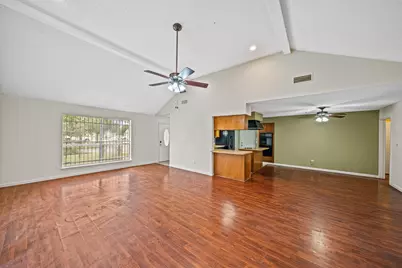 10714 Sherburne Drive, Houston, TX 77072 - Photo 8