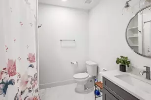 1513 40th St, Galveston, TX 77550 - Photo 18