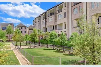 6120 Cottage Grove Lake Drive, Houston, TX 77007 - Photo 2